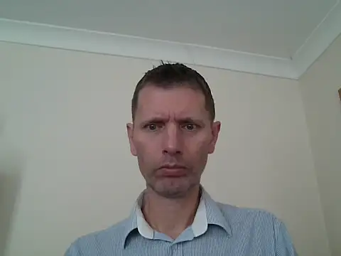 Snapshot of MarcusMaxx chatting on December 5, 9:51 am MarcusMaxx online show from December 5, 9:51 am