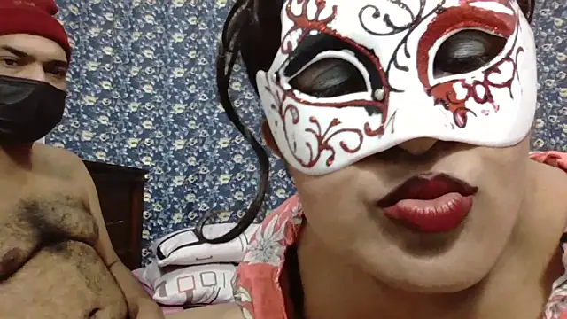 Snapshot of Maya8175 chatting on March 13, 3:11 am Maya8175 online show from March 13, 3:11 am