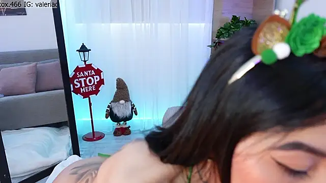 ValeriaCox online show from December 18, 12:55 pm