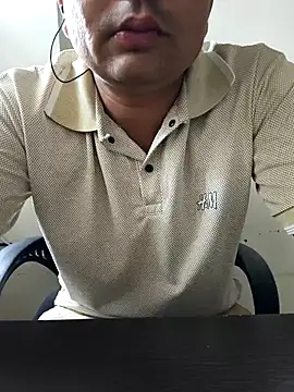 Snapshot of akkyplayboy08 chatting on October 28, 6:39 am akkyplayboy08 online show from October 28, 6:39 am