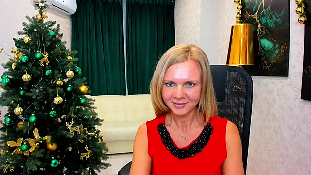 AgathaKlouin online show from December 28, 10:25 am