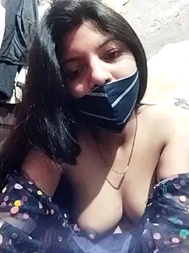 Hotty-Divya online show from March 22, 8:18 am