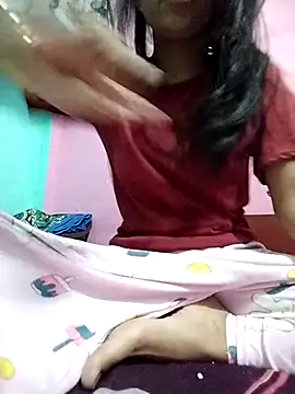 Hotty-Divya online show from November 9, 9:29 am