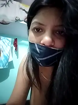 Hotty-Divya online show from April 5, 3:36 am