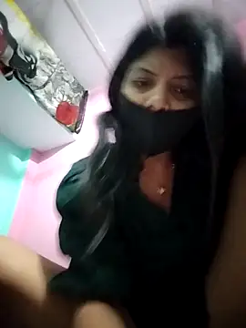 Hotty-Divya online show from April 9, 2:44 am