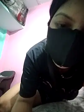 Hotty-Divya online show from April 17, 2:36 am