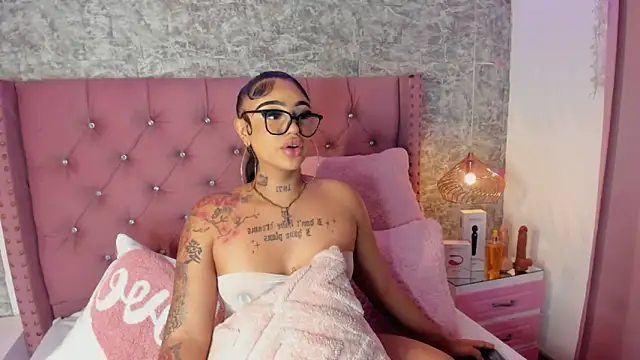 Mia Jansen online show from February 21, 1:56 pm