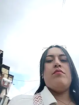 Snapshot of Lesly_10- chatting on April 26, 5:21 pm Lesly 10- online show from April 26, 5:21 pm