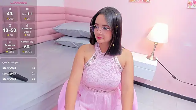 Snapshot of kae_styles chatting on November 6, 8:21 pm kae styles online show from November 6, 8:21 pm