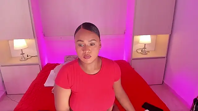 EmilyyStuart online show from March 24, 3:11 am