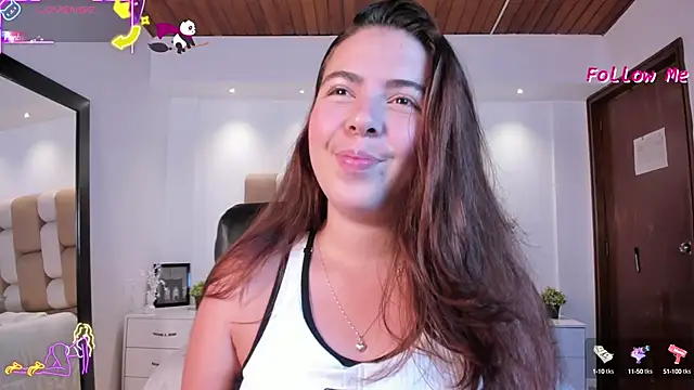 Snapshot of Lyssa_Muller chatting on October 14, 12:06 pm Lyssa Muller online show from October 14, 12:06 pm