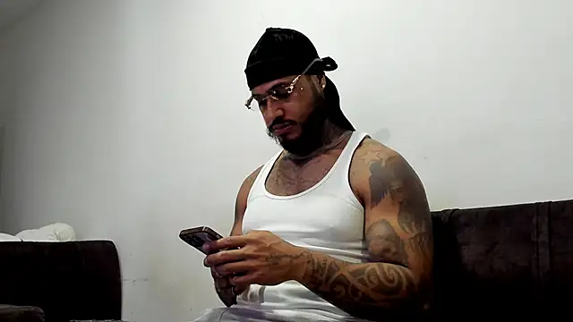 Exotic tatto27121 online show from May 29, 3:15 am