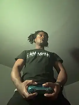 SluttyLyfe4L online show from April 3, 6:39 pm