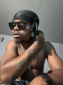 SluttyLyfe4L online show from May 23, 10:14 pm