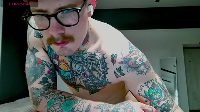 white King9999 online show from November 15, 1:18 pm