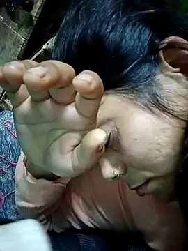 Snapshot of Lustyful_Couple chatting on December 16, 11:10 pm Lustyful Couple online show from December 16, 11:10 pm