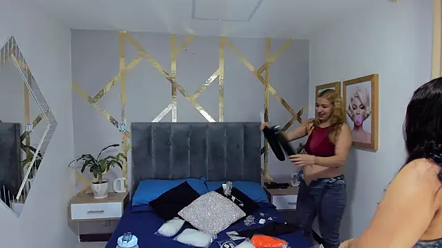 Caroliine Torres online show from October 8, 11:41 am