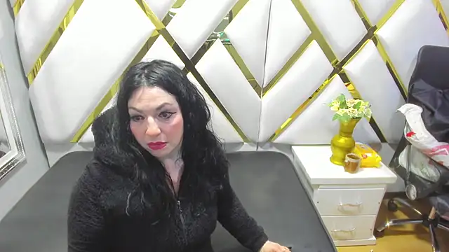 Snapshot of Luciana_Ass chatting on February 3, 8:13 pm Luciana Ass online show from February 3, 8:13 pm