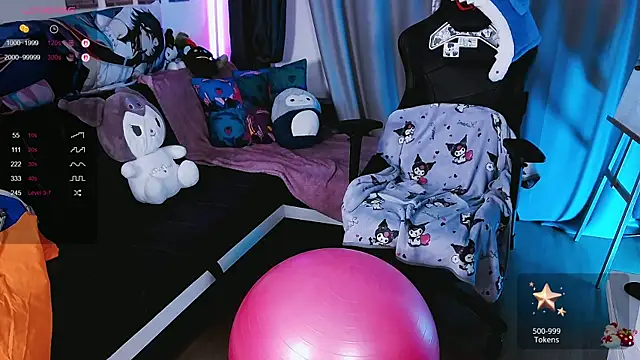 Snapshot of _Sparkland_ chatting on March 8, 2:01 am Sparkland online show from March 8, 2:01 am