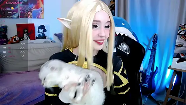 Snapshot of _Sparkland_ chatting on October 6, 8:39 pm Sparkland online show from October 6, 8:39 pm