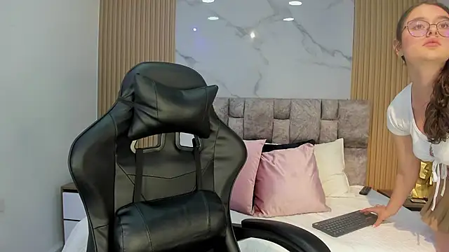 Snapshot of Khalifa_fletcher chatting on January 31, 1:33 am Khalifa fletcher online show from January 31, 1:33 am