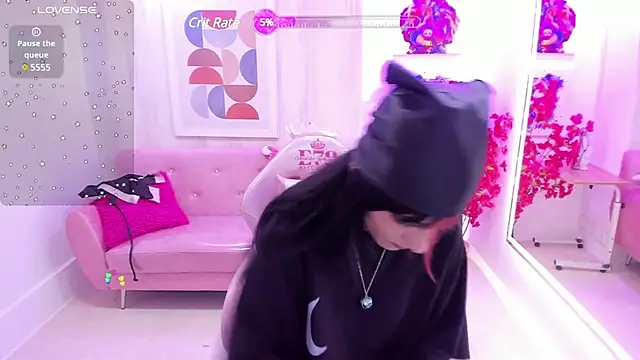 Dafne huges online show from March 10, 8:01 pm