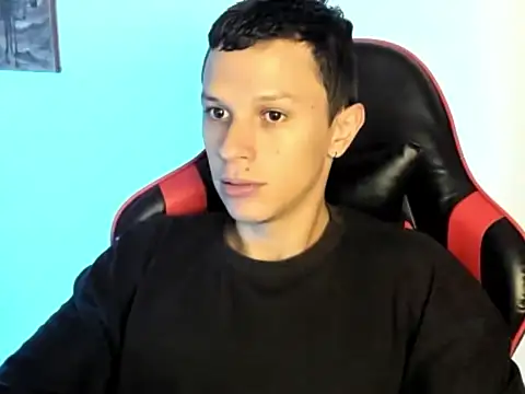 Snapshot of goodboy69l chatting on February 16, 12:45 pm goodboy69l online show from February 16, 12:45 pm