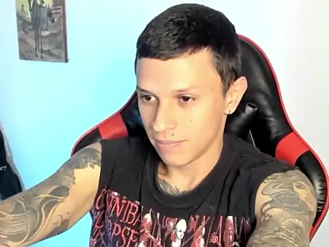 Snapshot of goodboy69l chatting on February 18, 5:42 pm goodboy69l online show from February 18, 5:42 pm