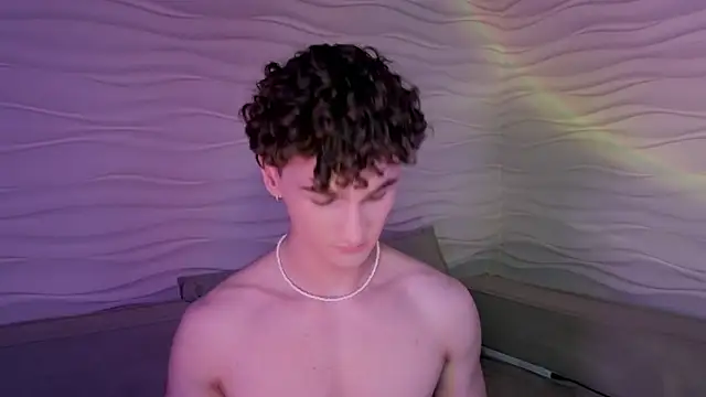 Snapshot of adam_21cm__ chatting on January 17, 7:38 pm adam 21cm online show from January 17, 7:38 pm