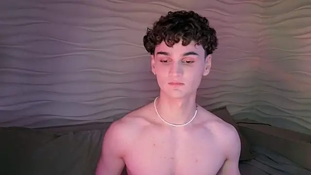 Snapshot of adam_21cm__ chatting on February 2, 4:54 pm adam 21cm online show from February 2, 4:54 pm