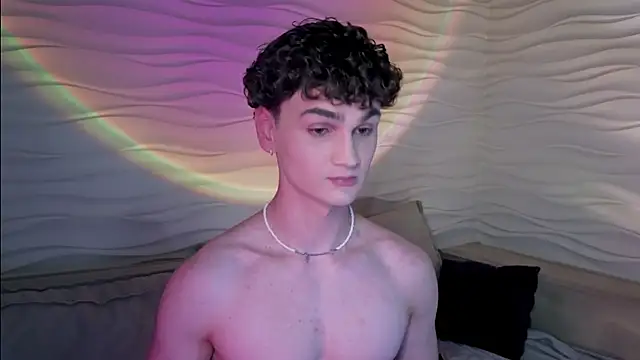 Snapshot of adam_21cm__ chatting on February 9, 11:15 pm adam 21cm online show from February 9, 11:15 pm