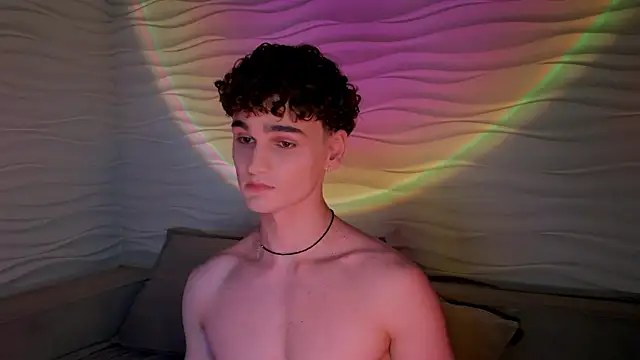 Snapshot of adam_21cm__ chatting on March 6, 4:17 pm adam 21cm online show from March 6, 4:17 pm