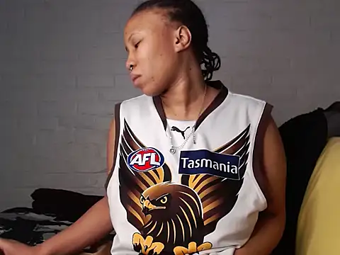 DrippinCaramelCutie online show from November 19, 8:42 pm