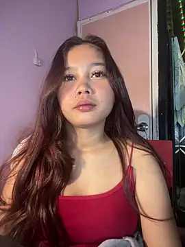 ursweet babygirl online show from April 6, 4:19 pm