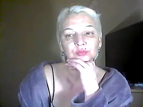 Snapshot of MaryJane441 chatting on January 31, 12:07 pm MaryJane441 online show from January 31, 12:07 pm