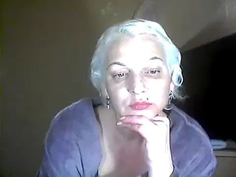 Snapshot of MaryJane441 chatting on February 2, 8:19 pm MaryJane441 online show from February 2, 8:19 pm
