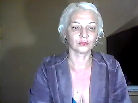 Snapshot of MaryJane441 chatting on February 3, 2:25 am MaryJane441 online show from February 3, 2:25 am