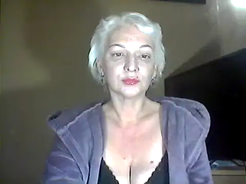 Snapshot of MaryJane441 chatting on February 19, 9:25 pm MaryJane441 online show from February 19, 9:25 pm