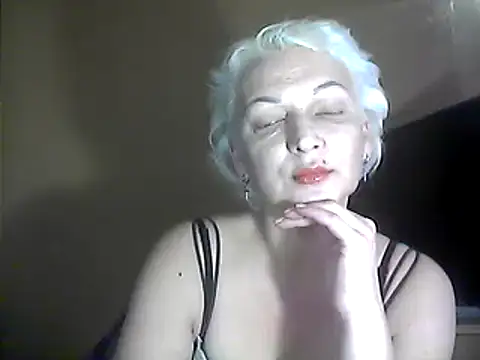 Snapshot of MaryJane441 chatting on February 20, 9:44 am MaryJane441 online show from February 20, 9:44 am