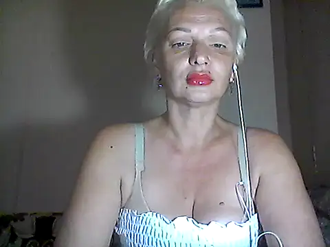 Snapshot of MaryJane441 chatting on September 27, 7:30 pm MaryJane441 online show from September 27, 7:30 pm