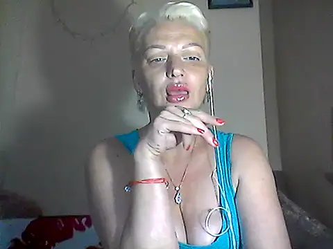 Snapshot of MaryJane441 chatting on July 14, 8:03 pm MaryJane441 online show from July 14, 8:03 pm