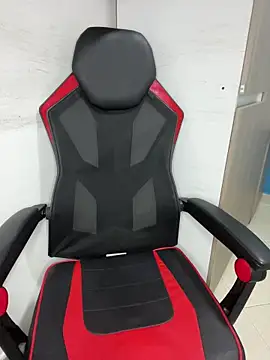 Snapshot of AndresChuboi chatting on November 14, 3:05 am AndresChuboi online show from November 14, 3:05 am