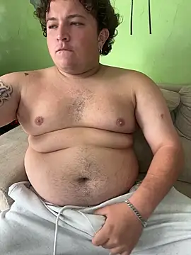 Snapshot of AndresChuboi chatting on November 14, 3:11 pm AndresChuboi online show from November 14, 3:11 pm