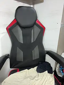 Snapshot of AndresChuboi chatting on November 17, 2:34 pm AndresChuboi online show from November 17, 2:34 pm