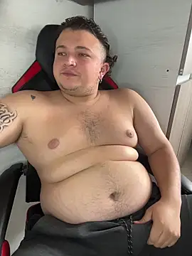 Snapshot of AndresChuboi chatting on November 23, 6:52 pm AndresChuboi online show from November 23, 6:52 pm