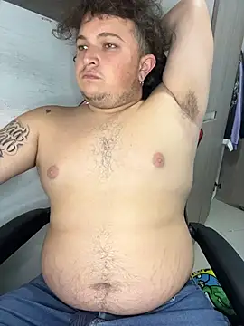 Snapshot of AndresChuboi chatting on November 25, 6:19 pm AndresChuboi online show from November 25, 6:19 pm