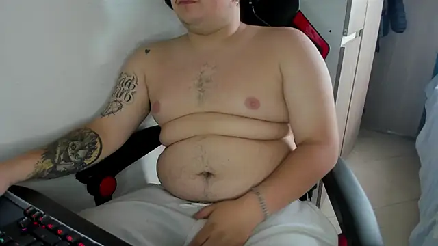 AndresChuboi online show from February 7, 9:40 pm