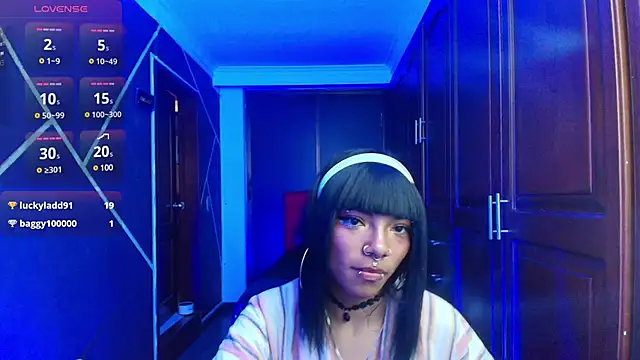 Snapshot of SexyNaf chatting on January 11, 10:29 pm SexyNaf online show from January 11, 10:29 pm