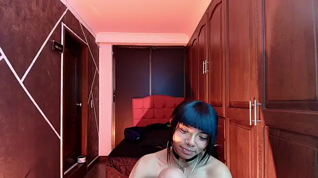 Snapshot of SexyNaf chatting on January 31, 1:22 am SexyNaf online show from January 31, 1:22 am