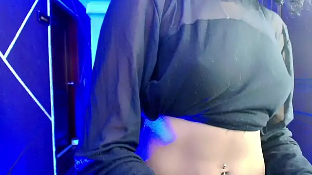 Snapshot of SexyNaf chatting on February 3, 7:10 pm SexyNaf online show from February 3, 7:10 pm